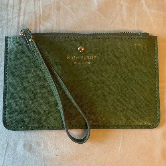 kate spade Handbags - Kate Spade Wristlet Bag (Update: SOLD)